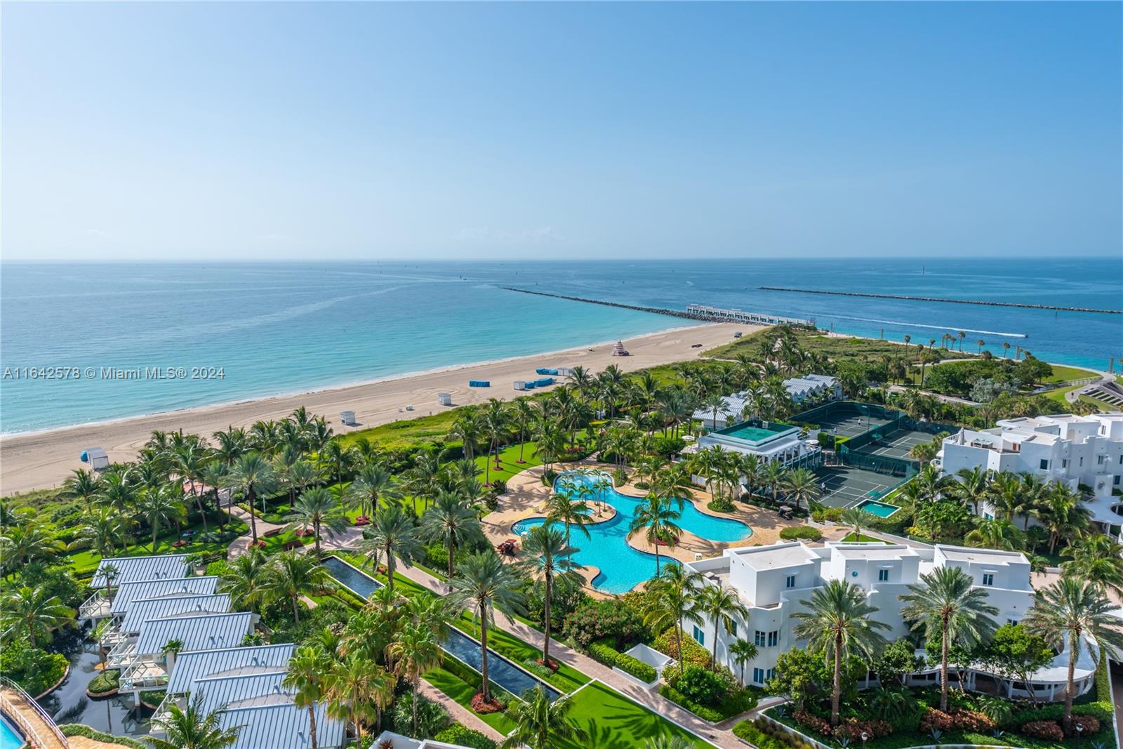 CONTINUUM ON SOUTH BEACH - Residential