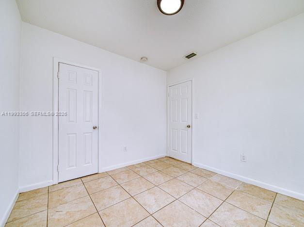 17TH AVE MANOR - Residential Lease