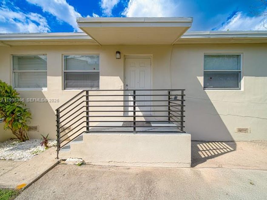 Beautiful Remodeled 2 Beds 1 Bath Duplex in the heart of Miami near Downtown and Wynwood! This unit is VACANT and ready to move in! New Kitchen, freshly painted, Washer and Dryer in Utility room, Large backyard, Central AC, great neighbors, MOVE IN WITH 2 MONTHS! Pets are welcomed, Lawn maintenance is included.
