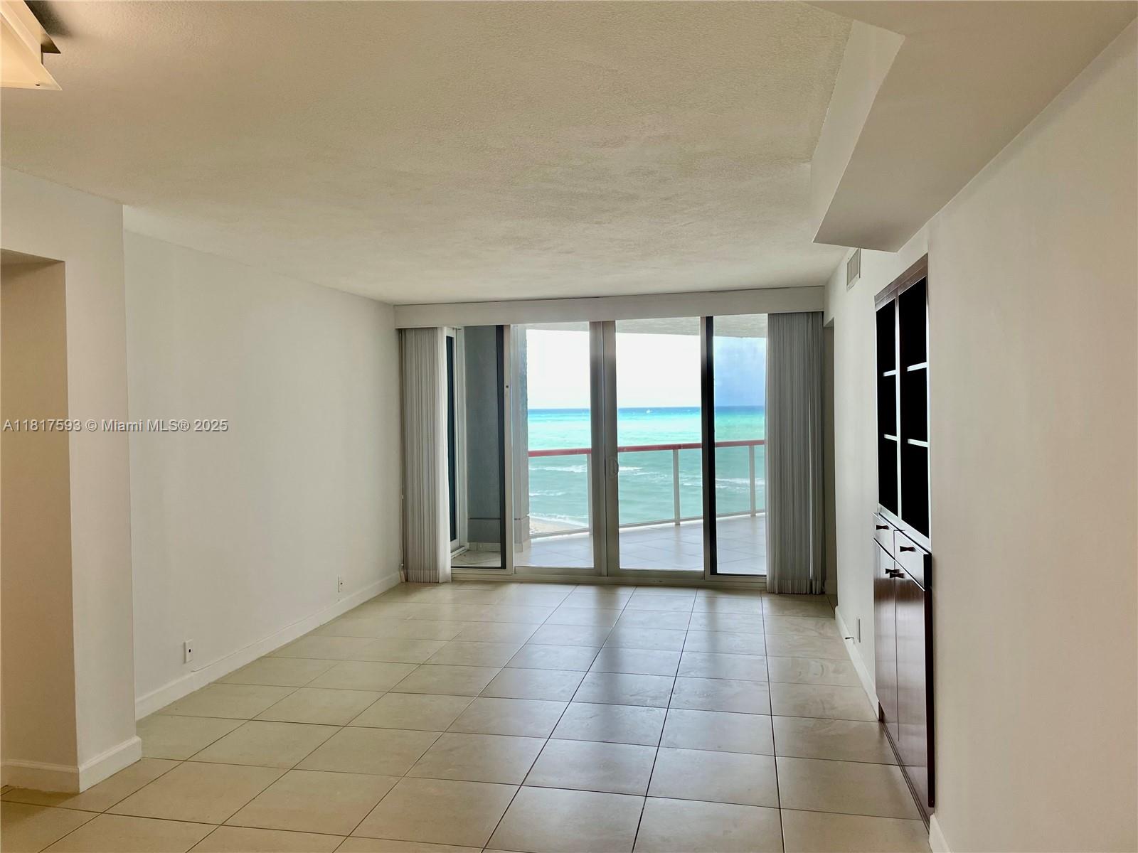 THE STERLING CONDO - Residential Lease