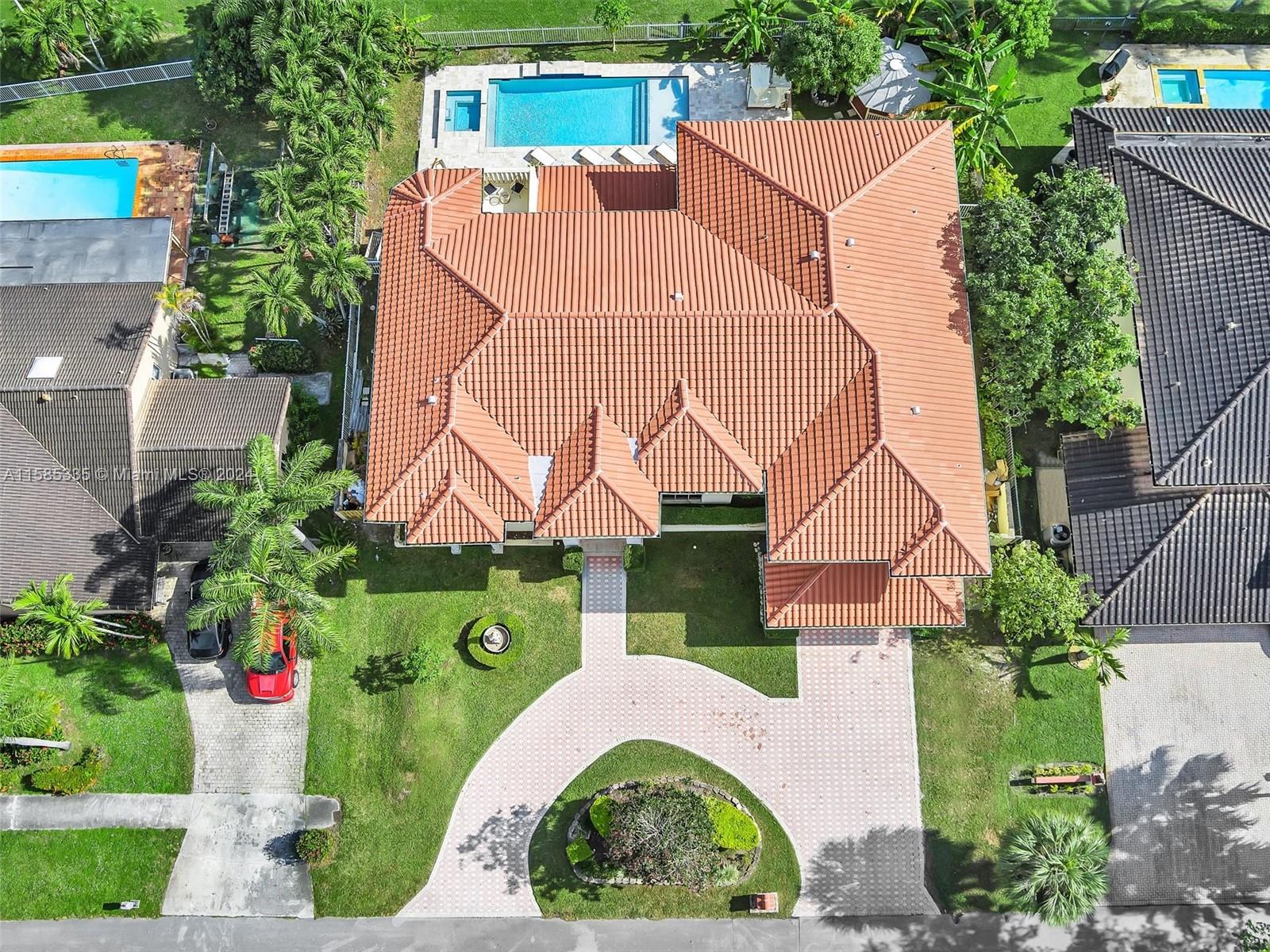 COUNTRY CLUB OF MIAMI EST - Residential