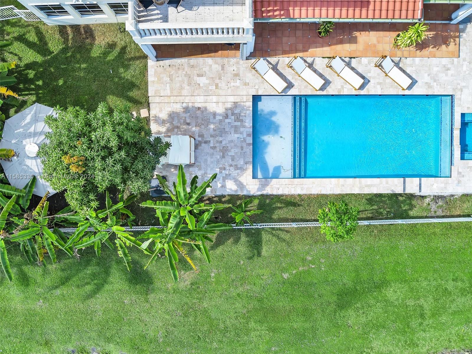 COUNTRY CLUB OF MIAMI EST - Residential