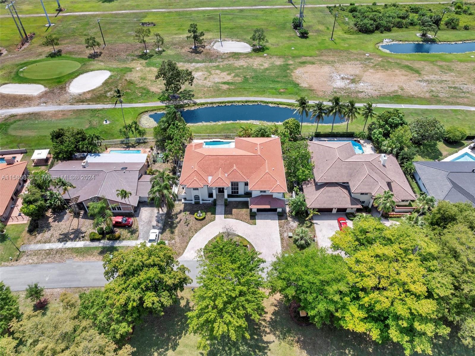 COUNTRY CLUB OF MIAMI EST - Residential