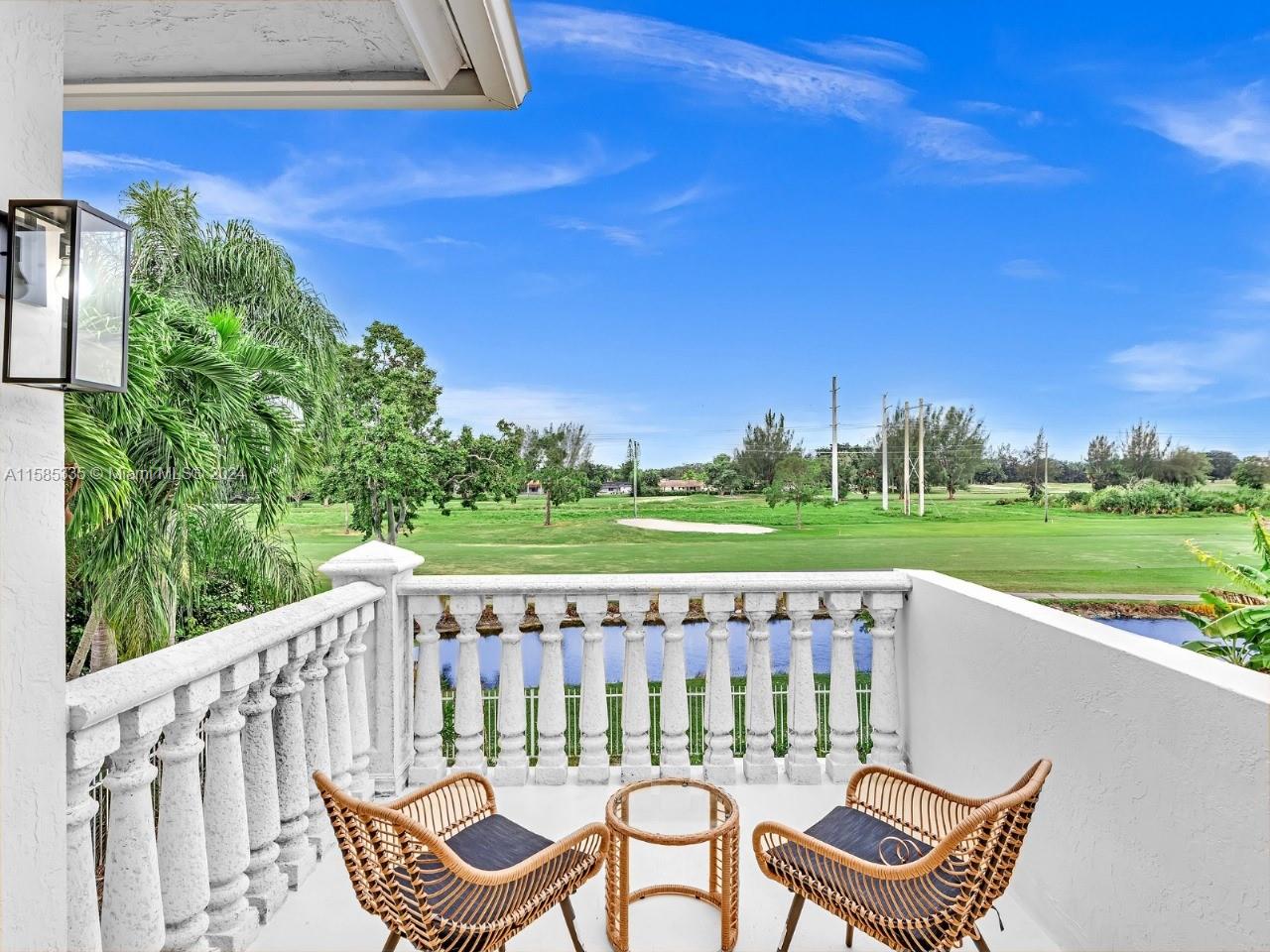 COUNTRY CLUB OF MIAMI EST - Residential