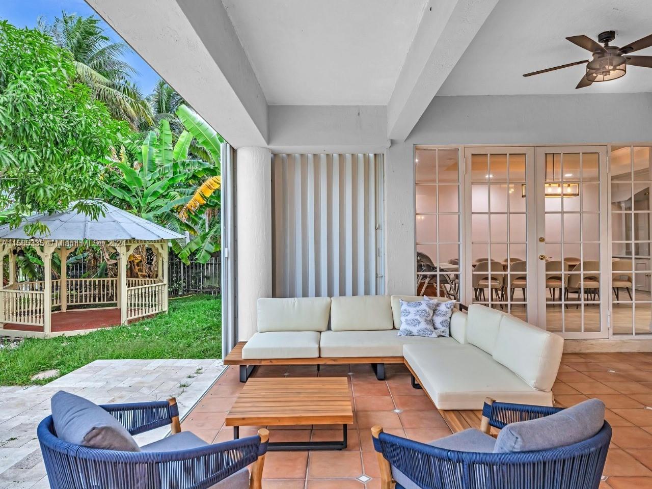 COUNTRY CLUB OF MIAMI EST - Residential