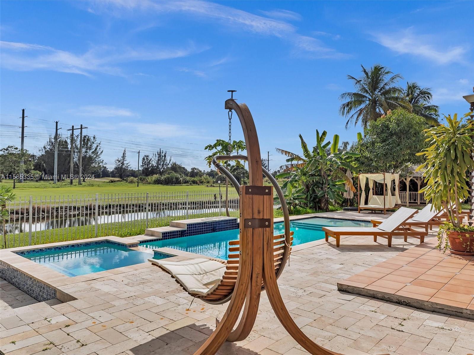 COUNTRY CLUB OF MIAMI EST - Residential