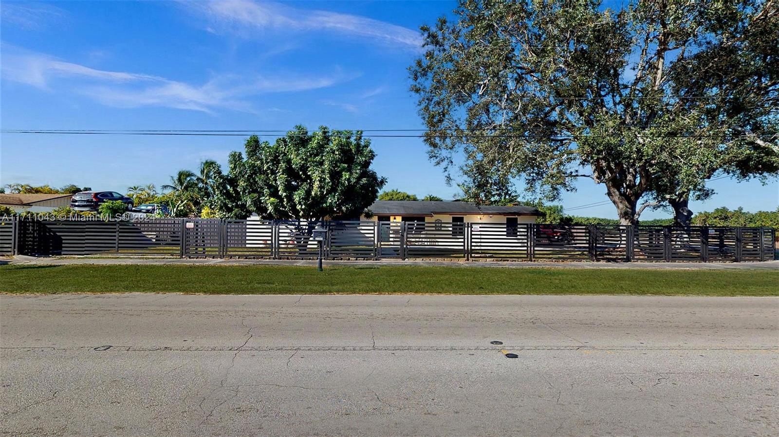 27200 SW 162nd Ave