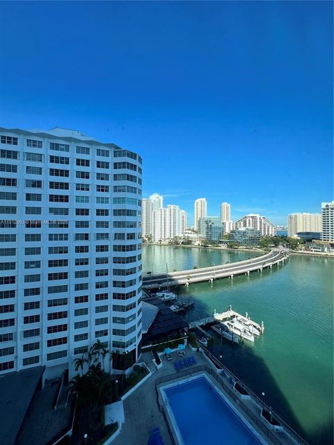 905 Brickell Bay Dr 1431 Miami FL 33131