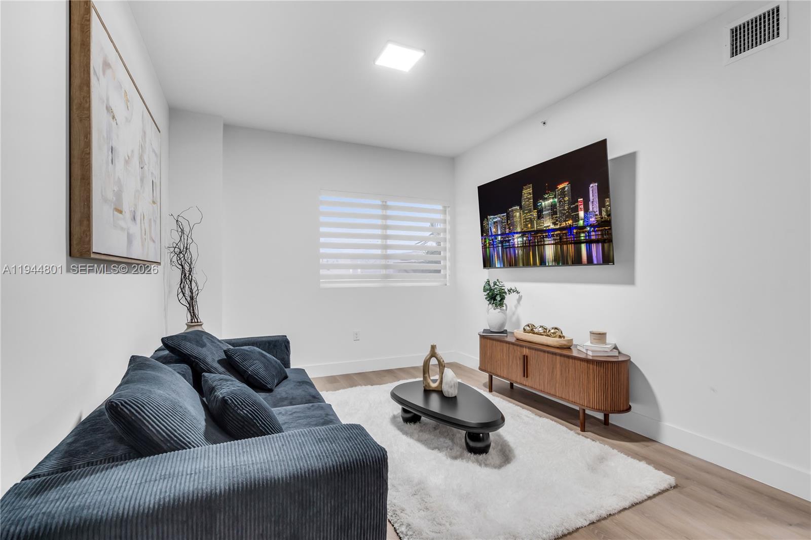 GARDEN CITY - Residential Lease