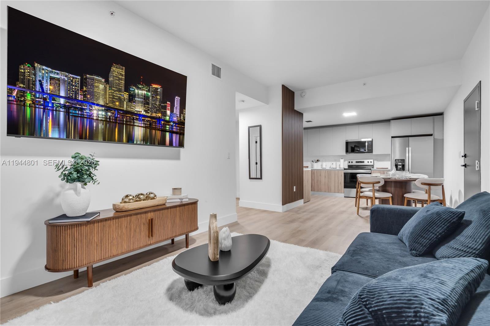 GARDEN CITY - Residential Lease