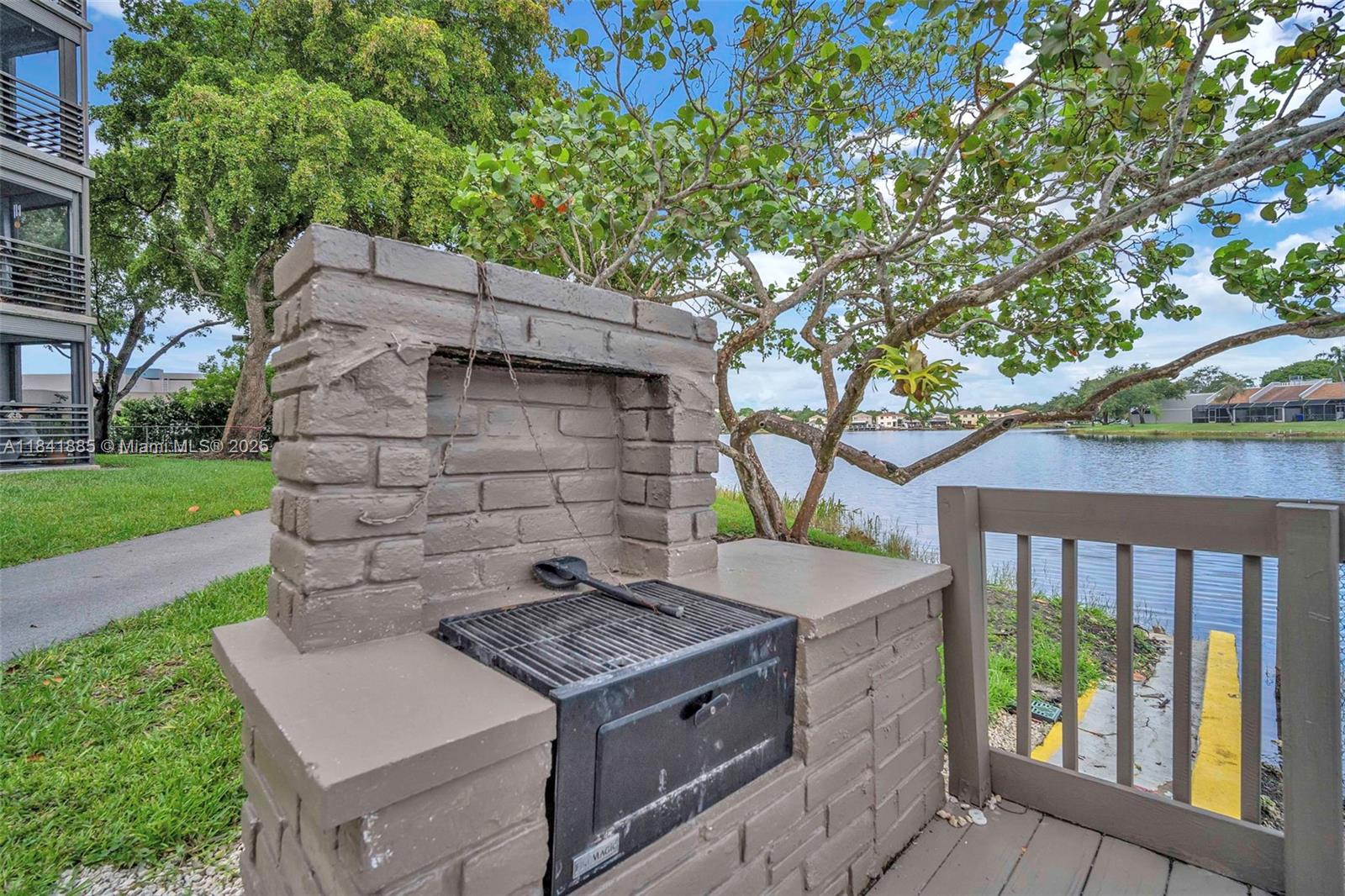 COLONY POINT 4 CONDO - Residential