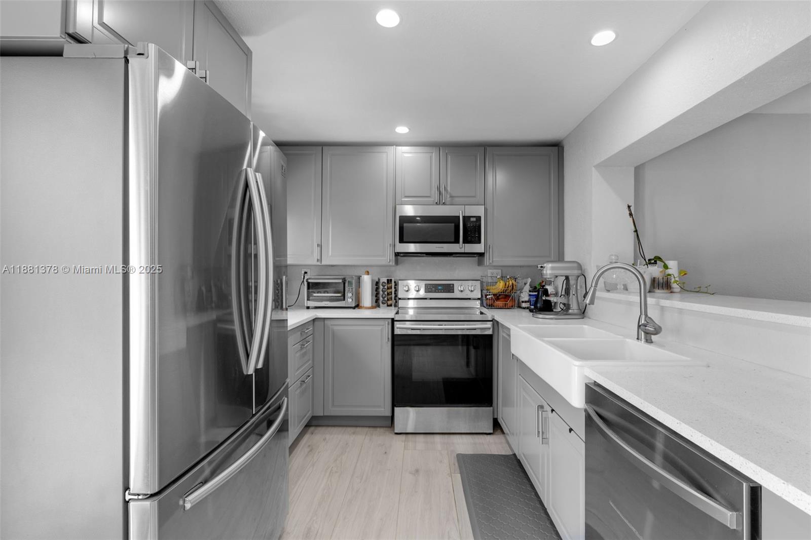 RICHMOND HEIGHTS ESTATES - Residential