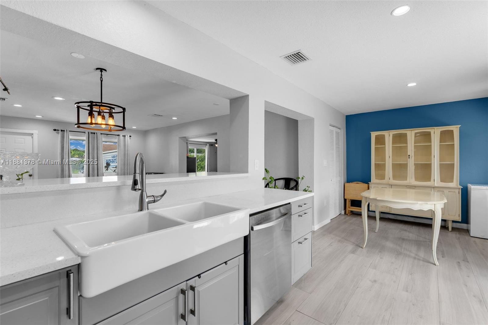 RICHMOND HEIGHTS ESTATES - Residential