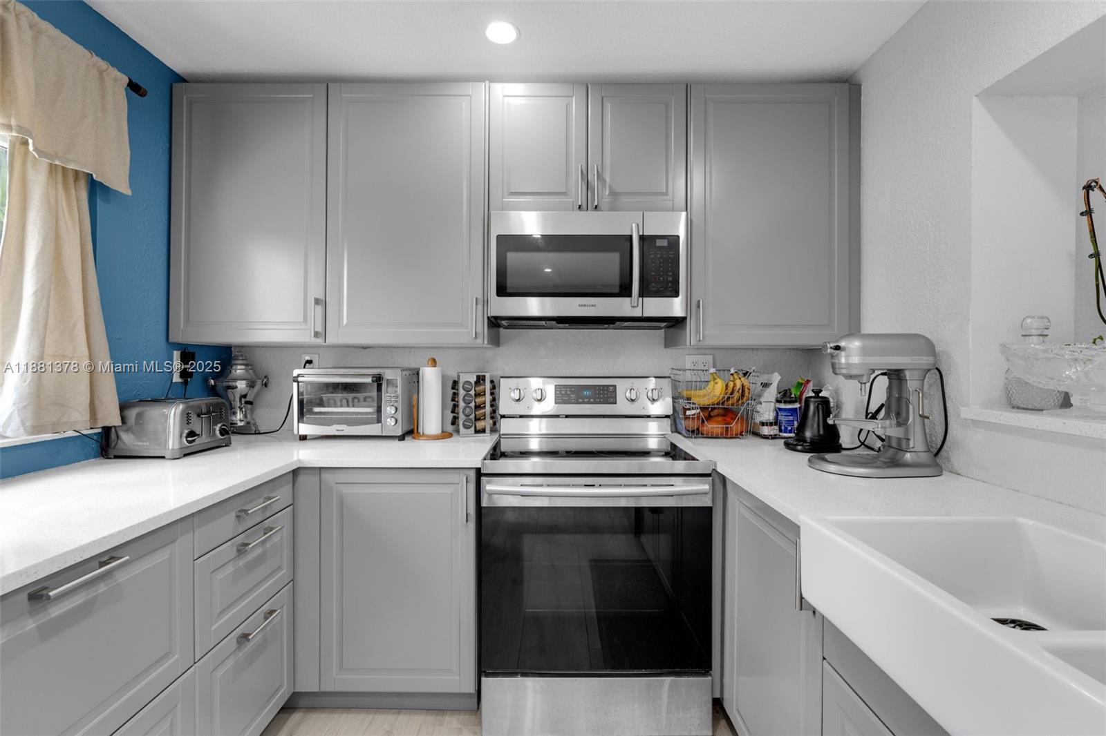 RICHMOND HEIGHTS ESTATES - Residential