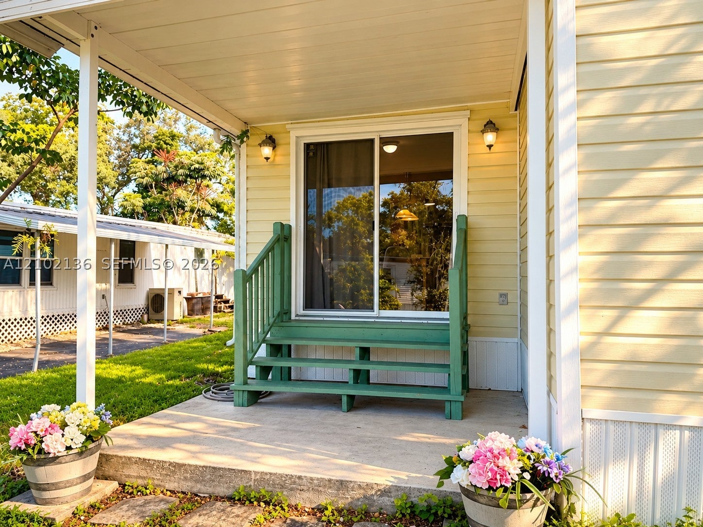 121 Eleuthera Dr
