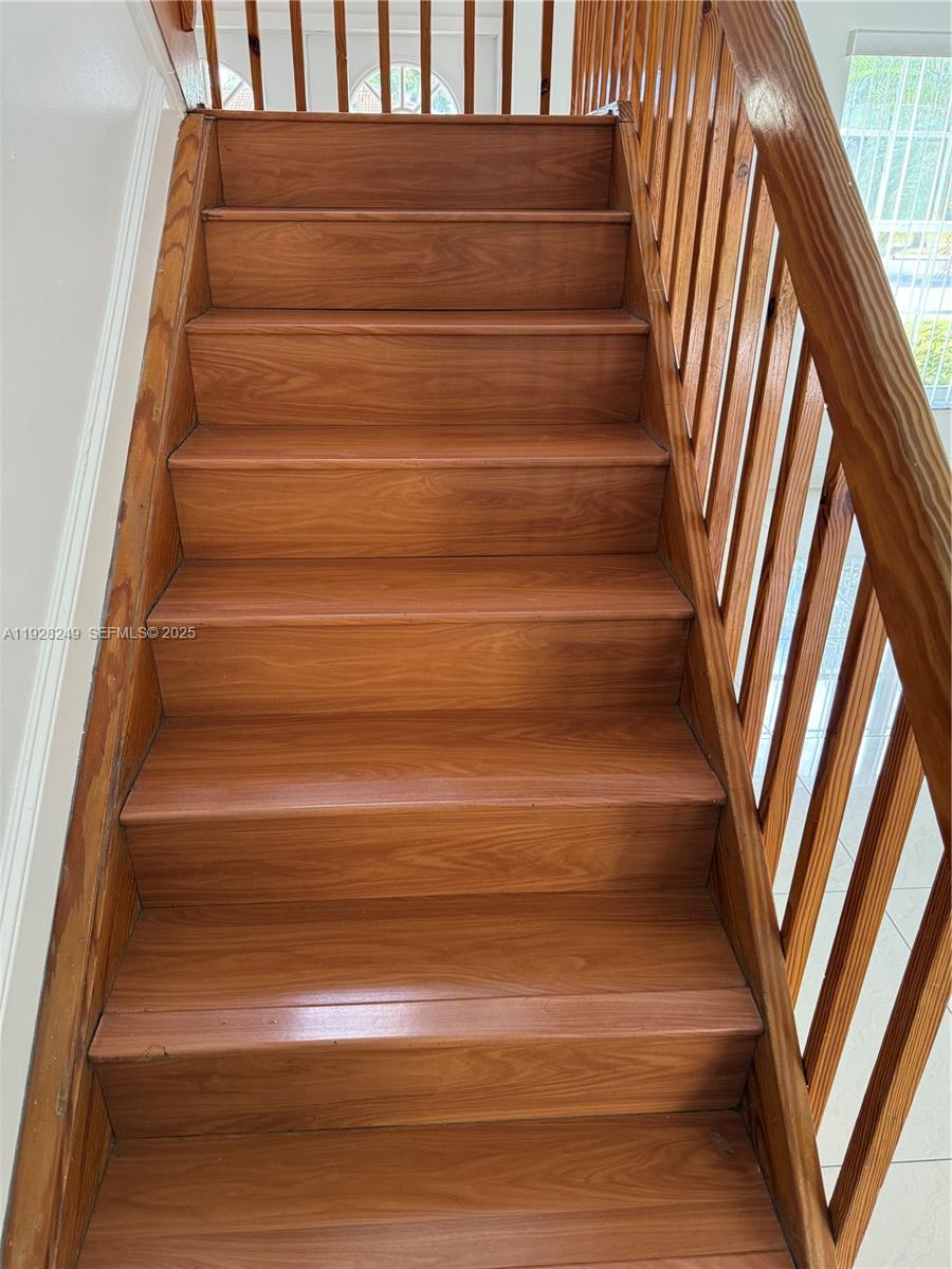 DORAL PALMS - Residential Lease