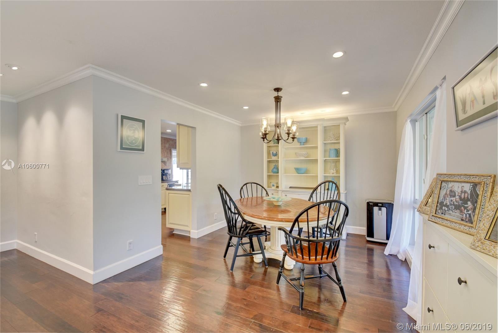 ROYAL OAK HILLS 1ST SEC - Residential