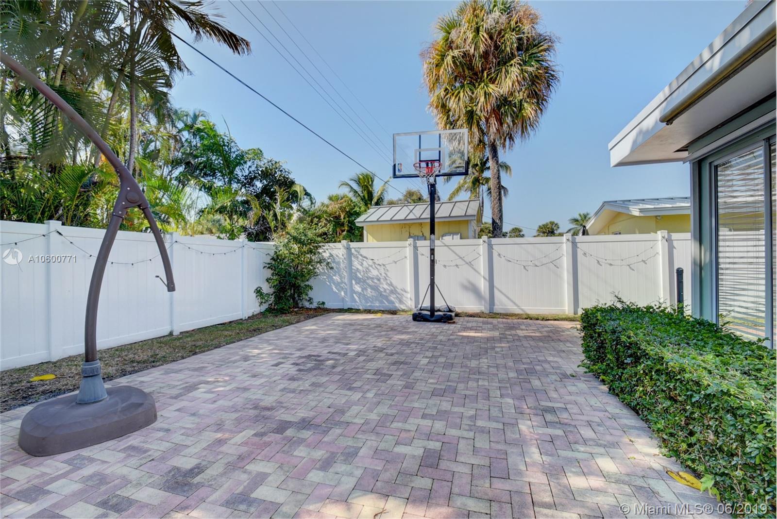 ROYAL OAK HILLS 1ST SEC - Residential