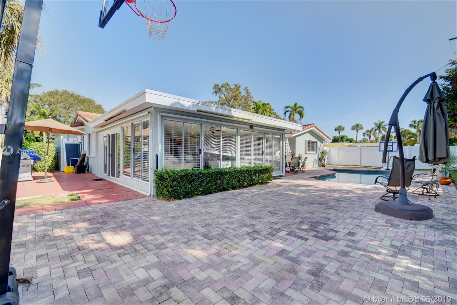 ROYAL OAK HILLS 1ST SEC - Residential