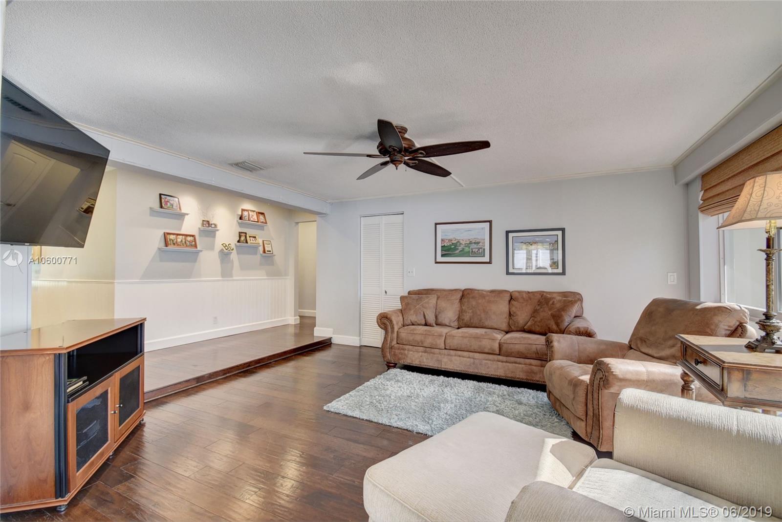 ROYAL OAK HILLS 1ST SEC - Residential