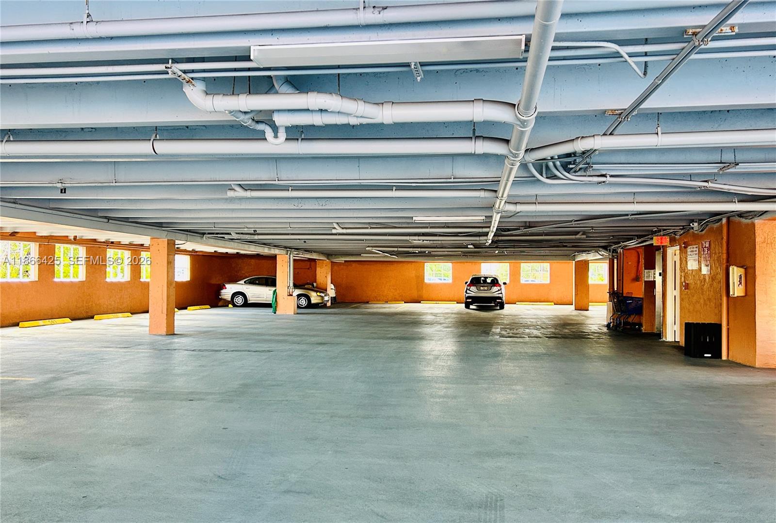 Presidential Corners Condo - Residential