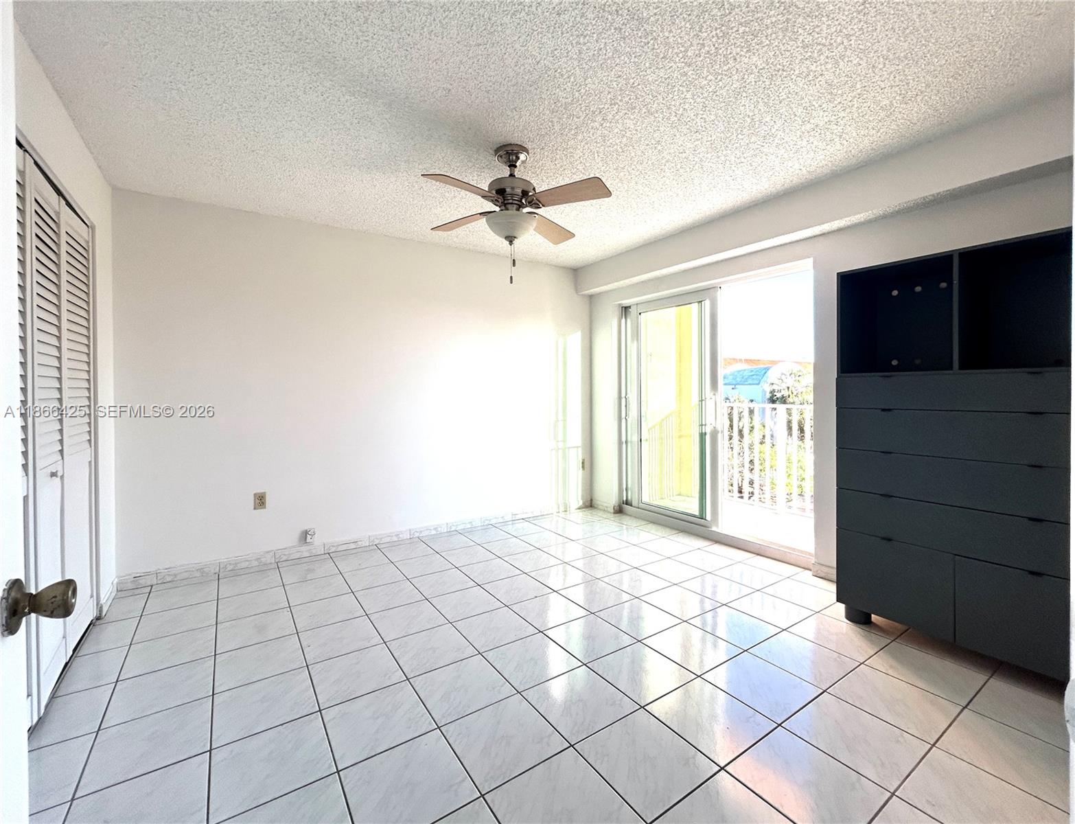 Presidential Corners Condo - Residential