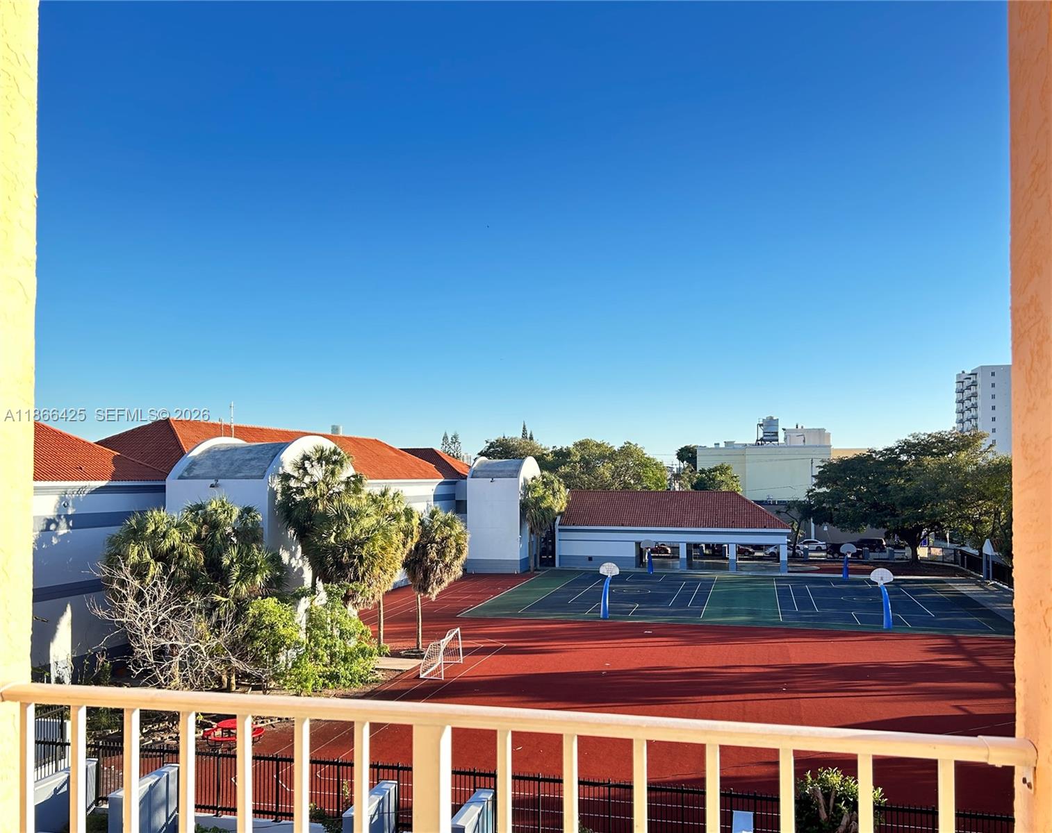 Presidential Corners Condo - Residential