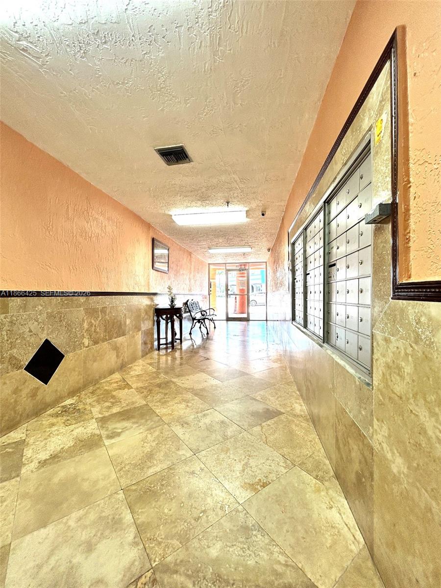 Presidential Corners Condo - Residential