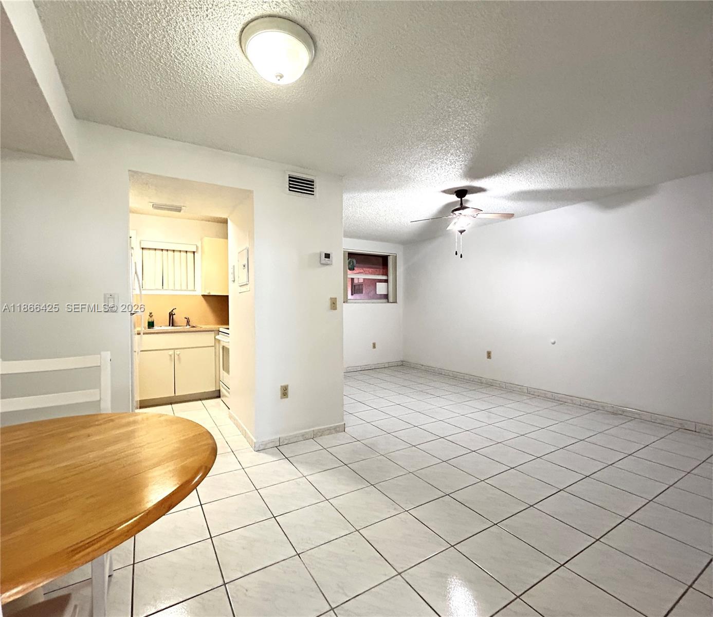 Presidential Corners Condo - Residential