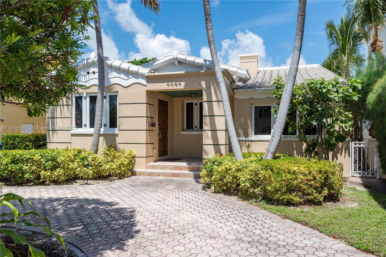 Spacious 4BR/3BA Charmer in heart of Miami Beach! Fluid floor plan – living, dining, family room, den – easy entertaining & family gatherings. Interior includes fireplace, foyer, stair-step & crown moldings, trey ceilings, hardwood floors & tile. Updated kosher kitchen, restaurant-style hood-gas cooktop, tall wood cabinetry, granite counters, breakfast area, French doors. Luxurious Primary Suite, Roman tub, bay window, dual sinks, closet organizers. New attractive durable tile roof, zoned a/c 3 years new. Bright impact windows/doors for peace of mind. Separate laundry room with storage. Catch the afternoon sun on wooden sundeck. Easy walk to the beach, park, schools, shopping & houses of worship!
Easy to show – call/text listing agent (No Sat. showings)