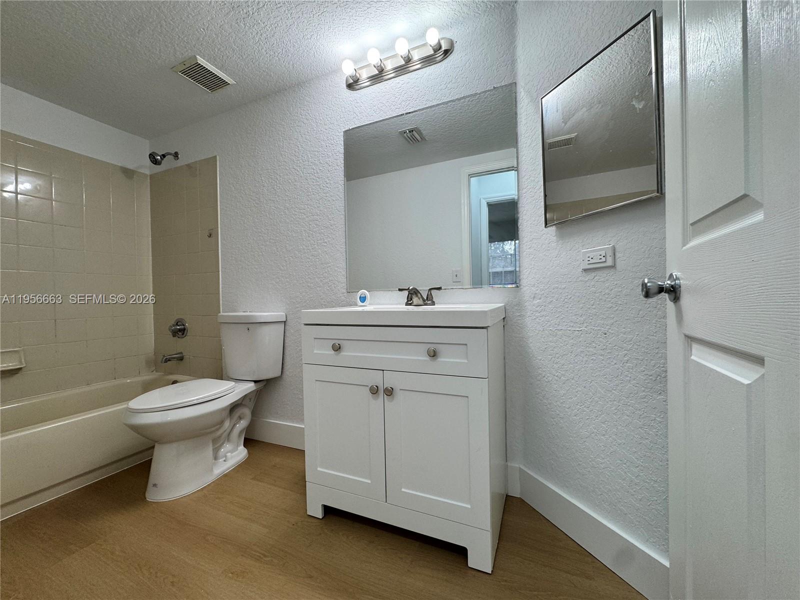 BELMONT AT NORTH LAUDERDA - Residential Lease