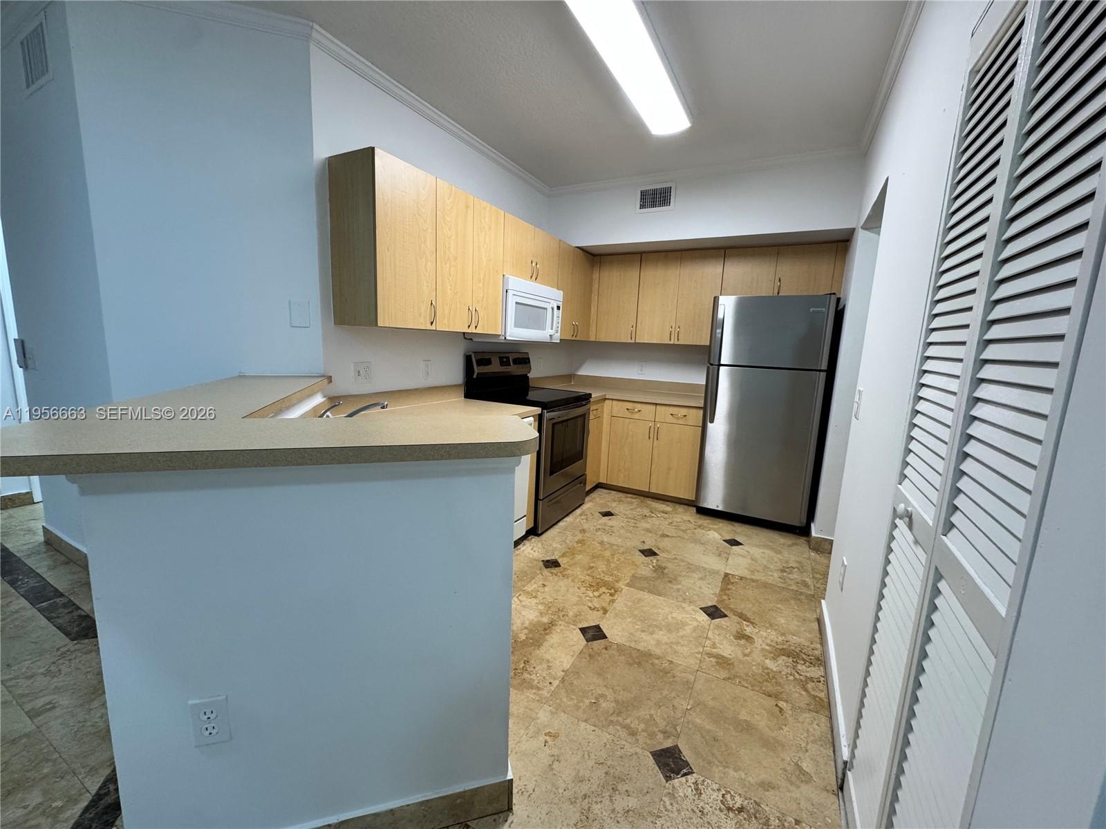 BELMONT AT NORTH LAUDERDA - Residential Lease