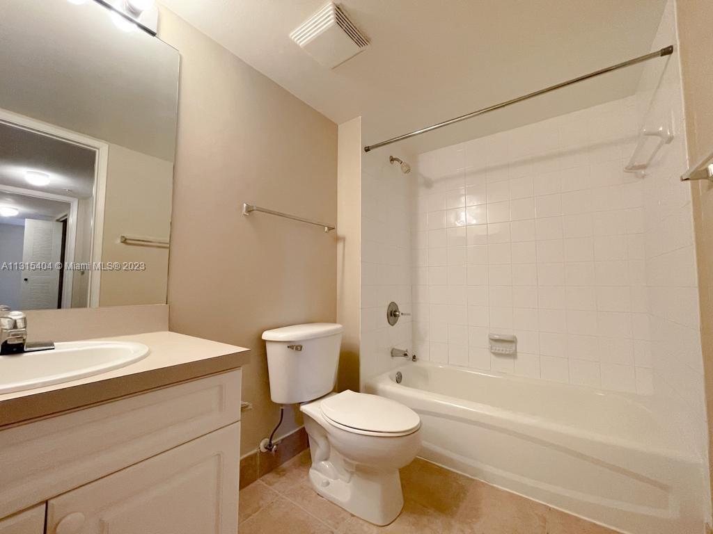 LAS OLAS BY THE RIVER CON - Residential Lease