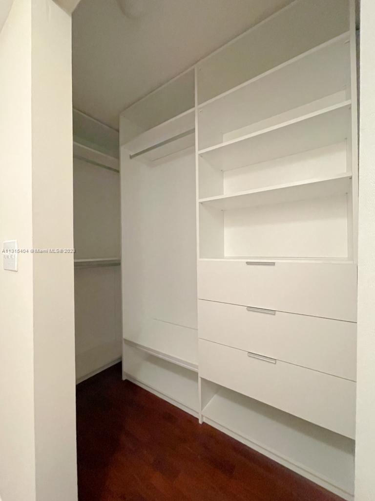 LAS OLAS BY THE RIVER CON - Residential Lease