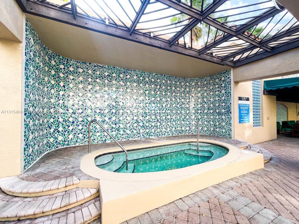 LAS OLAS BY THE RIVER CON - Residential Lease