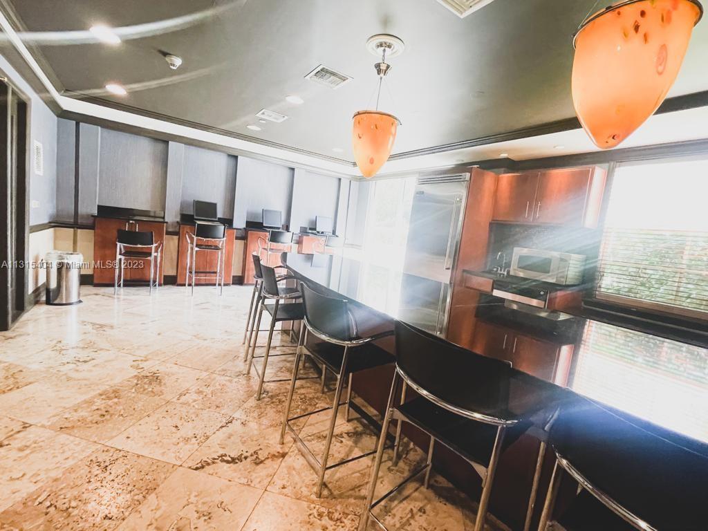 LAS OLAS BY THE RIVER CON - Residential Lease