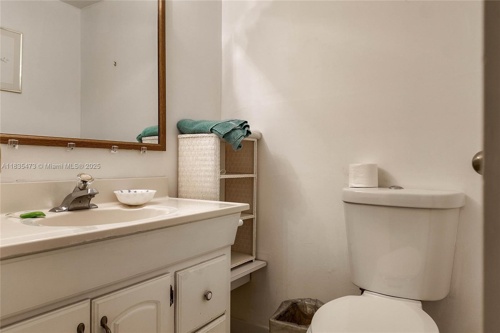 HEMISPHERES CONDO - Residential