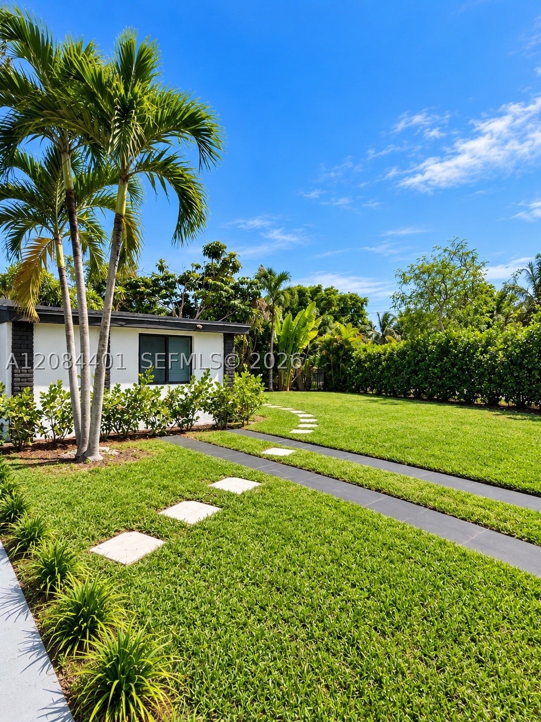 930 NE 163rd St, North Miami Beach FL 33162