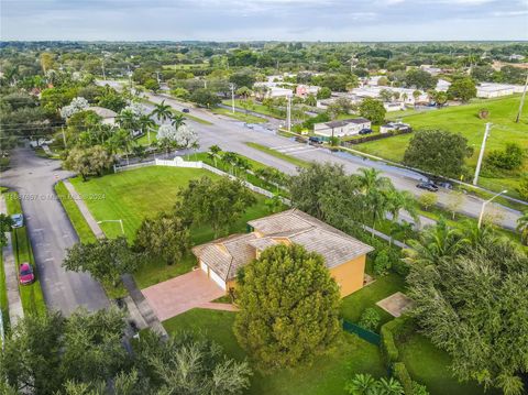 A home in Davie