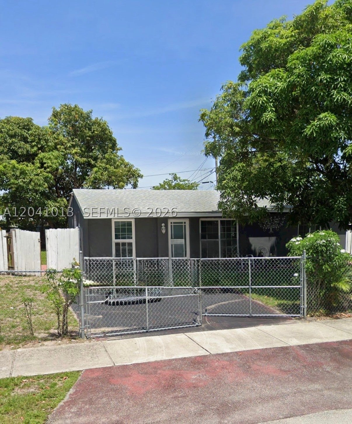 2300 SW 43rd Ave