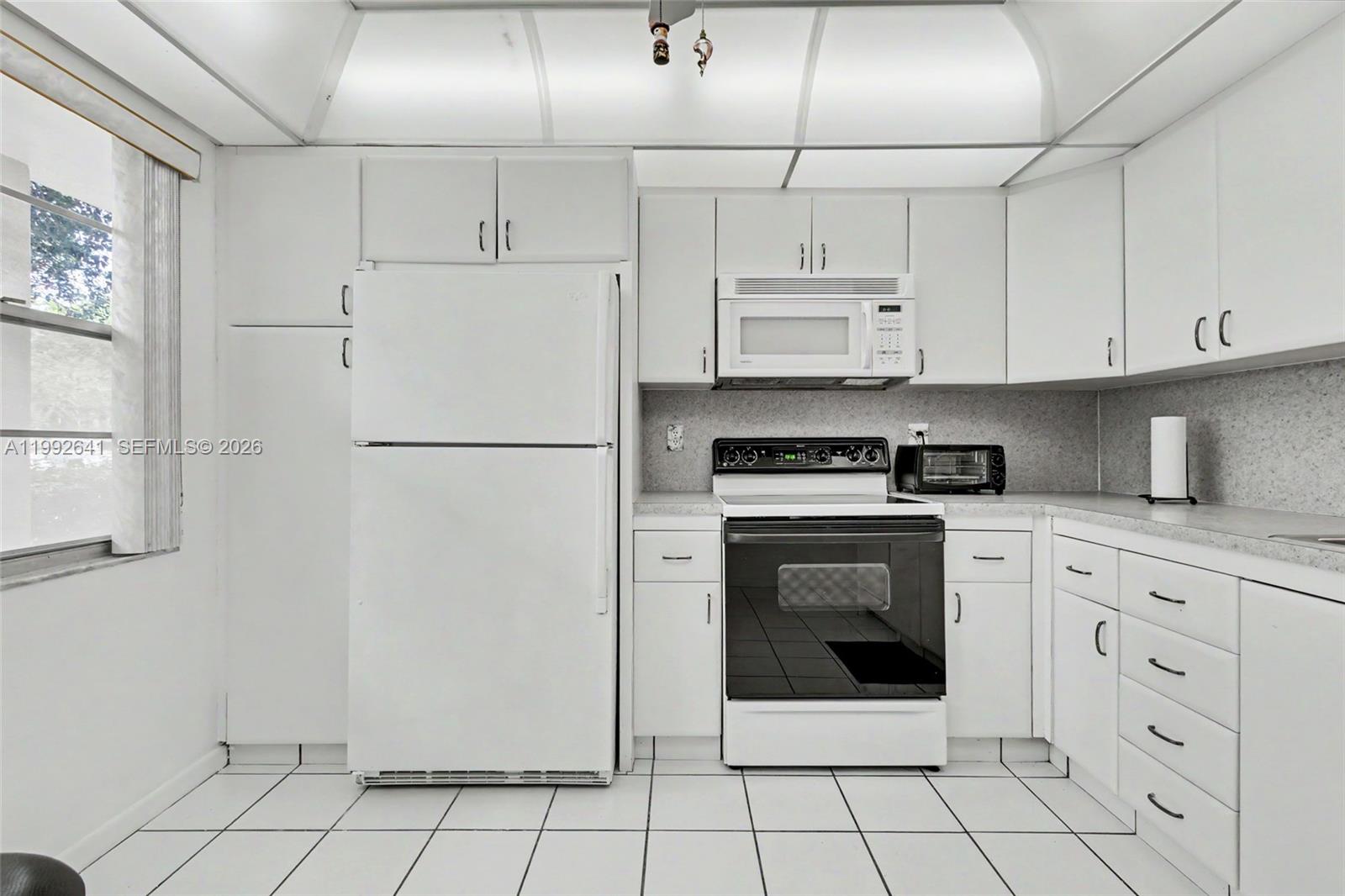 LUCAYA VILLAGE - Residential