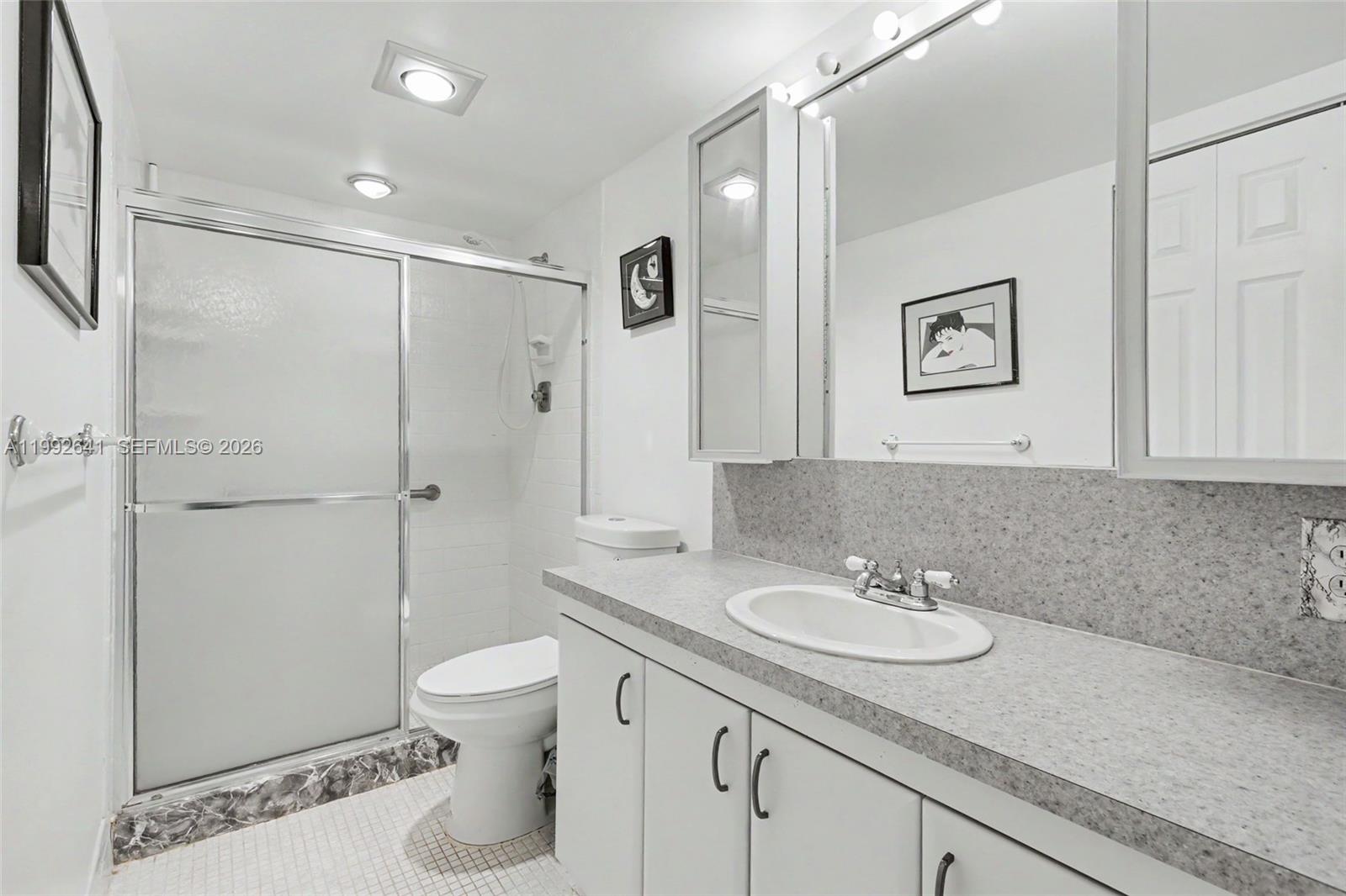 LUCAYA VILLAGE - Residential