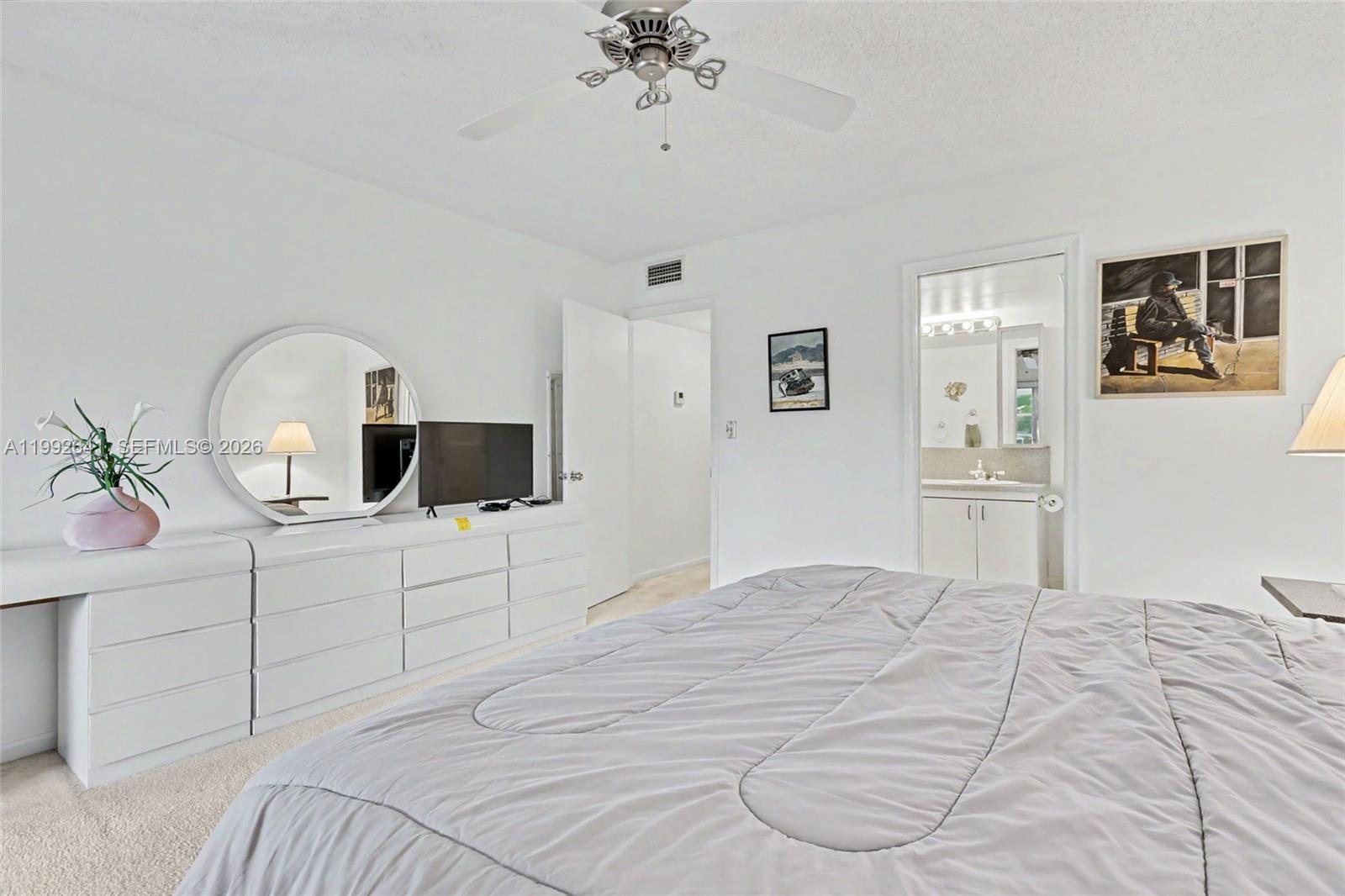 LUCAYA VILLAGE - Residential