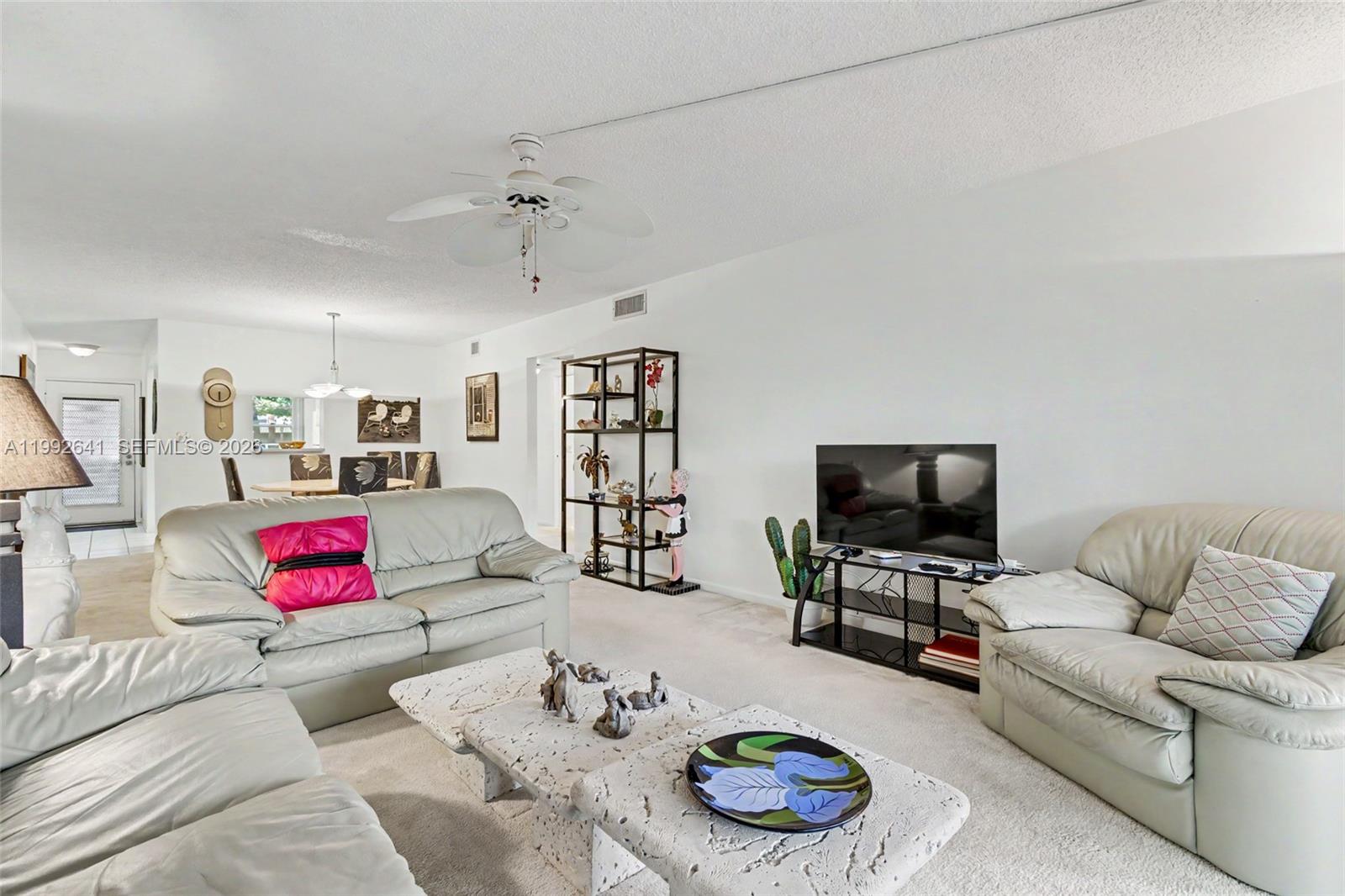 LUCAYA VILLAGE - Residential