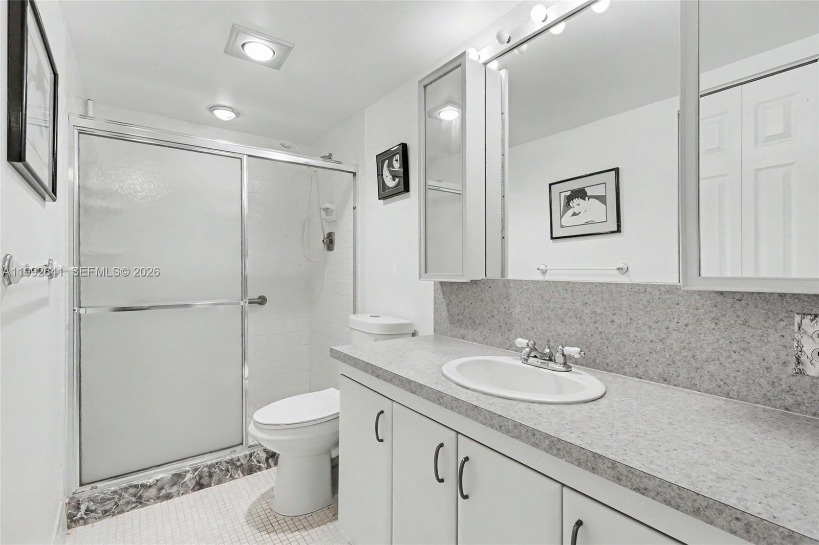 LUCAYA VILLAGE - Residential