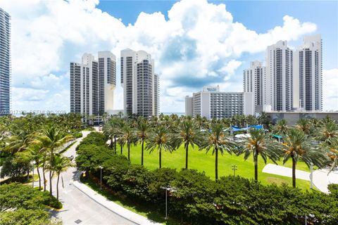 Tiny photo for 19370 Collins Ave #621, Sunny Isles Beach, FL 33160 (MLS # A12017173)