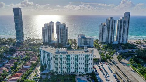 Tiny photo for 19370 Collins Ave #621, Sunny Isles Beach, FL 33160 (MLS # A12017173)