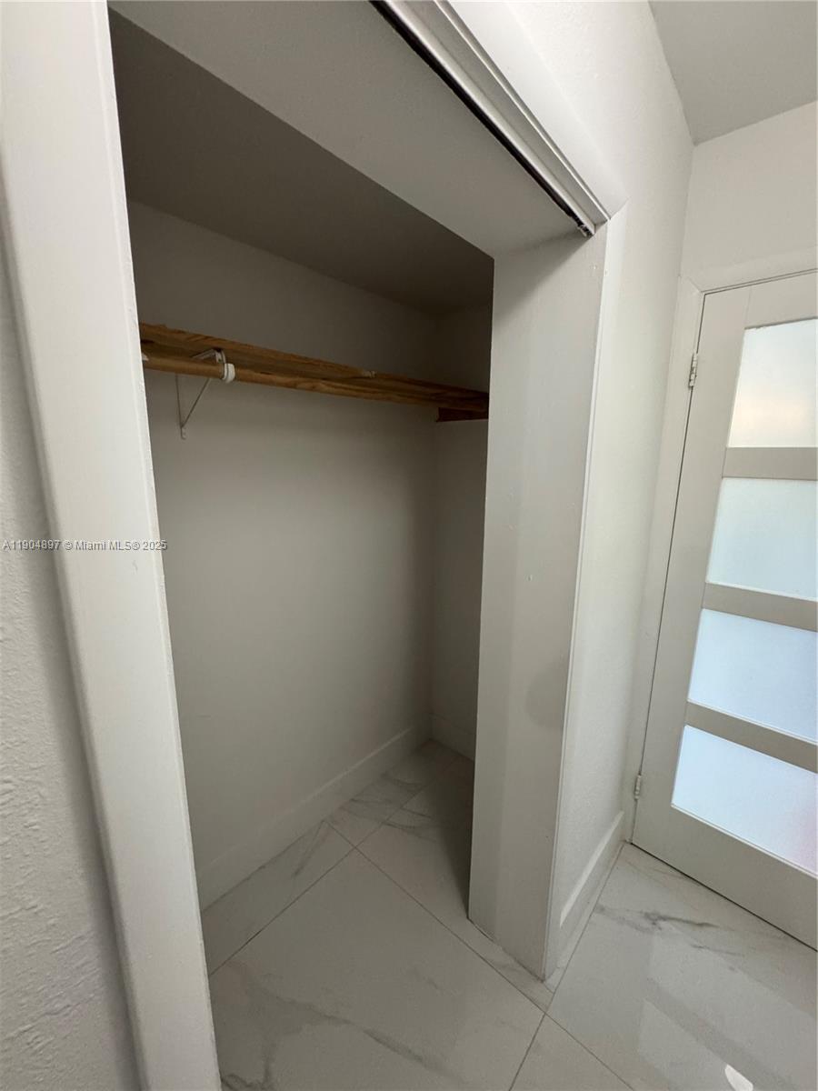 NORWOOD 3 ADDN SEC 1 - Residential Lease