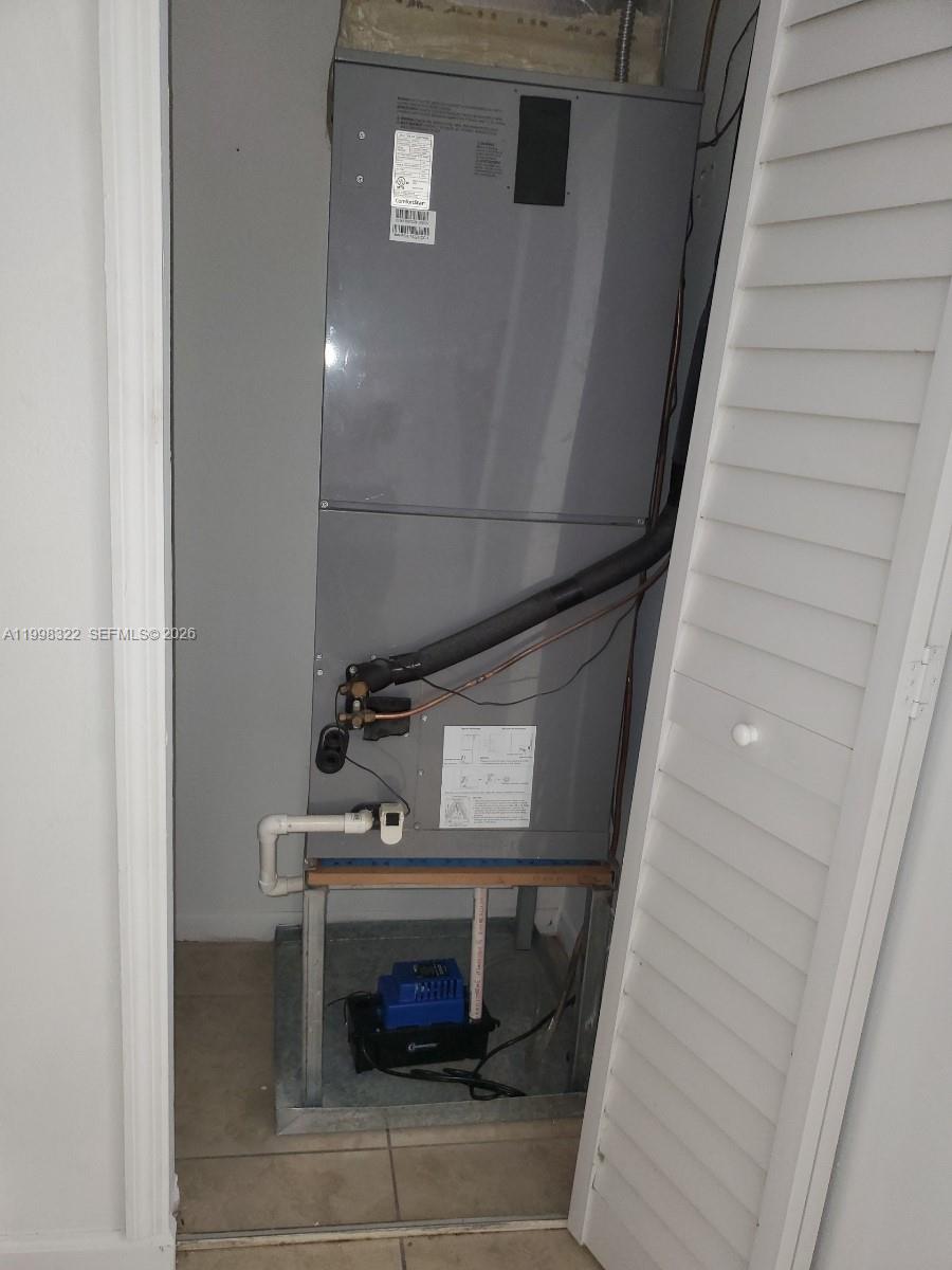 KENDALL LAKE TOWERS CONDO - Residential Lease