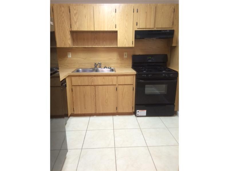 BRIARWINDS CONDO - Residential Lease